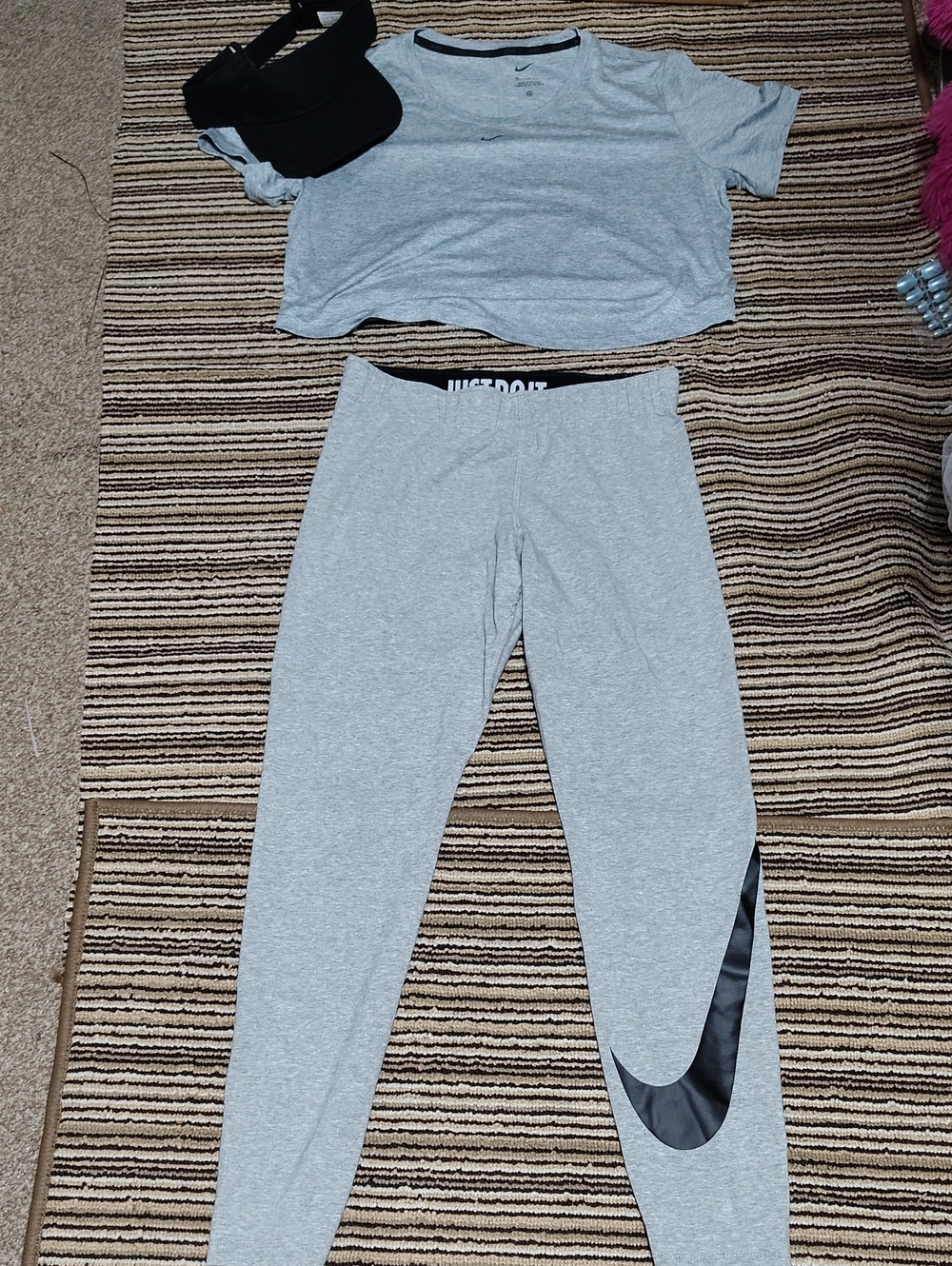 #0252 Nike Gray Tee and Legging Set with Black Swoosh